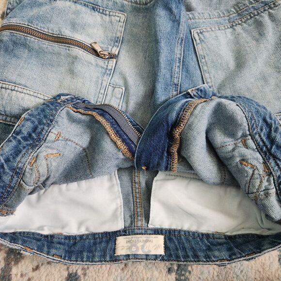 Free People We The Free Cargo Mini Skirt Women's 28 Blue Denim Avenue Utility - Picture 5 of 10